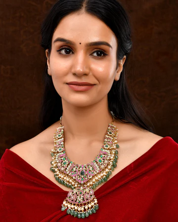 Kundan Jewellery Set