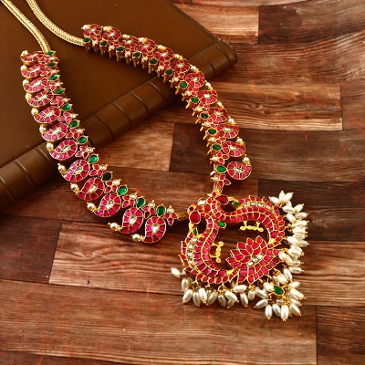 Kundan Necklace Set