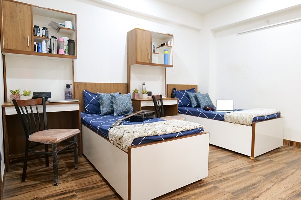 Luxury Pg near Amity University Noida