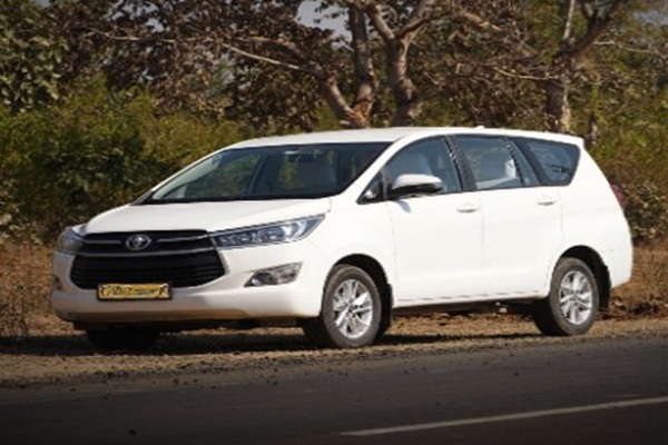 Bhopal to Jabalpur Cab